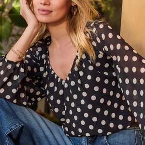 Evereve Eloise Chiffon Blouse - XS - Polka Dots